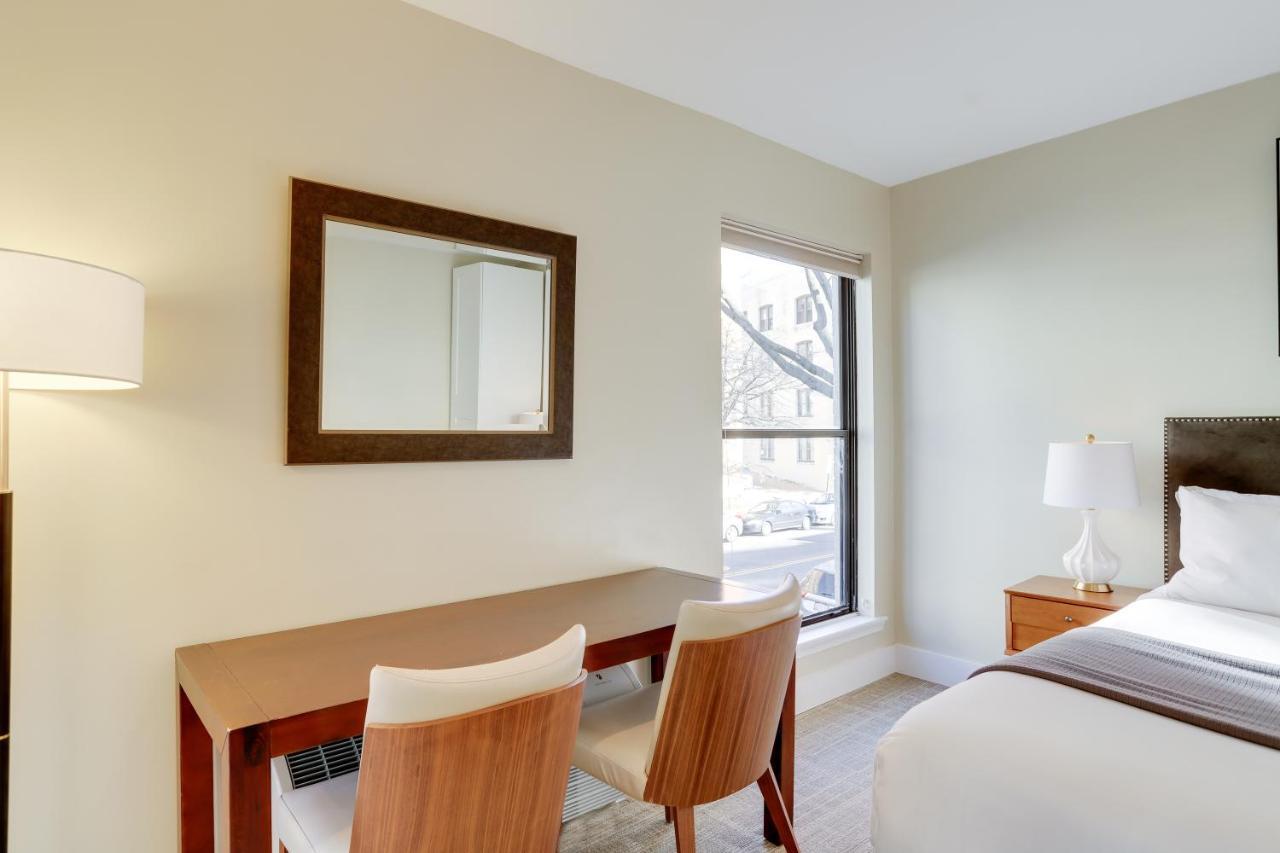Sojourn At Dupont Place Washington Bagian luar foto